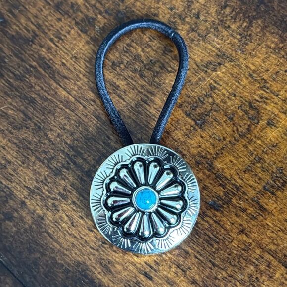 Western Concho Hair Tie – Navajo Indian Style Medallion with Turquoise Accent main image 5